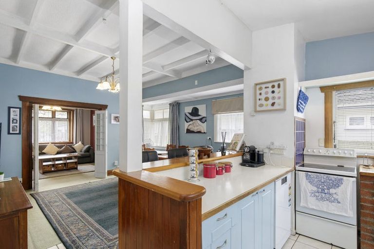 Photo of property in 5 Moana Grove, Waiwhetu, Lower Hutt, 5010