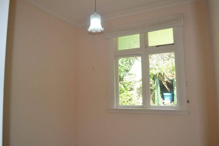 Photo of property in 32 Reuben Avenue, Brooklyn, Wellington, 6021