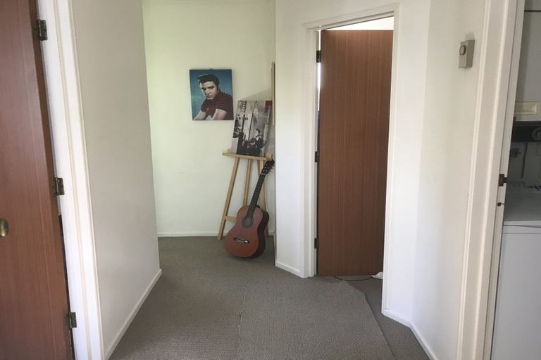 Photo of property in 2/4 Weka Street, Fendalton, Christchurch, 8041