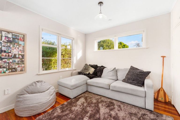 Photo of property in 24 Queen Street, Feilding, 4702