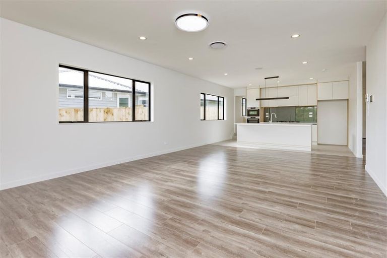 Photo of property in 1 Hutukawa Drive, Beachlands, Auckland, 2018