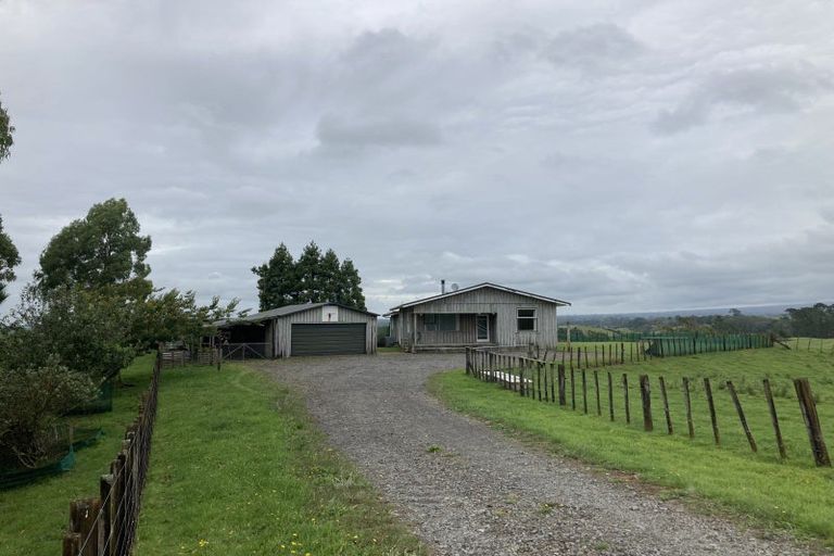 Photo of property in 254 Lincoln Road, Inglewood, 4389