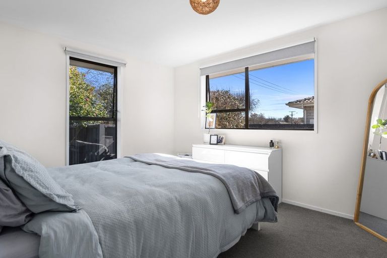 Photo of property in 1/202 Grimseys Road, Redwood, Christchurch, 8051