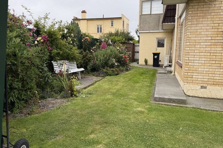 Photo of property in 2/32 Evans Street, Maori Hill, Timaru, 7910