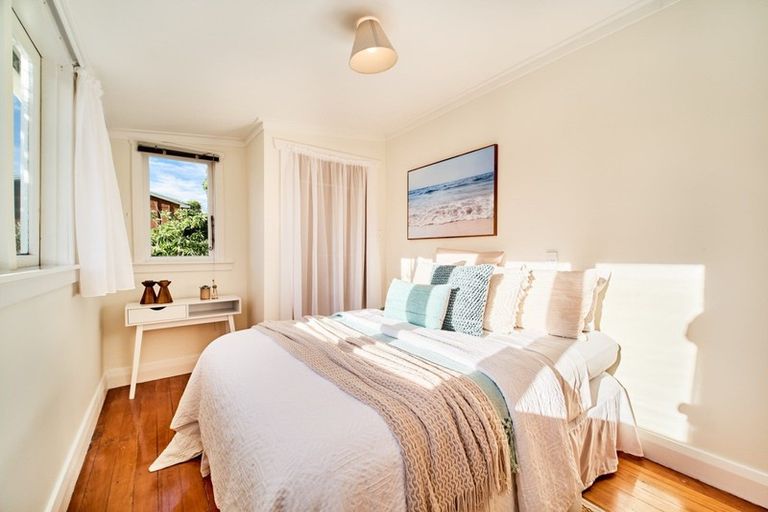 Photo of property in 18 Ngaio Street, Otaki Beach, Otaki, 5512