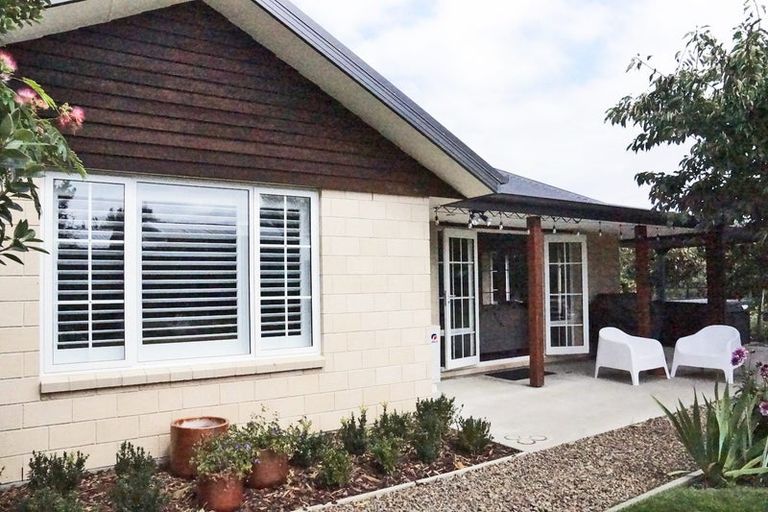 Photo of property in 15 Ormandy Court, Amberley, 7410