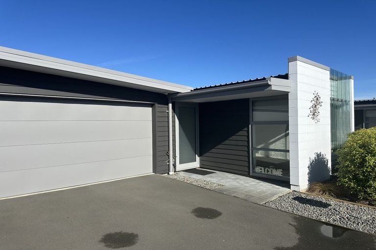 Photo of property in 21 Caulfield Avenue, Halswell, Christchurch, 8025