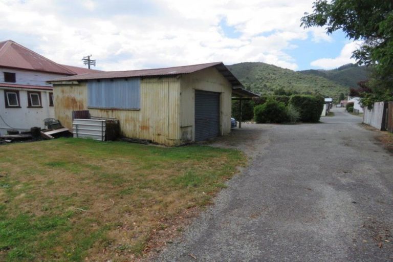 Photo of property in 69 Shiel Street, Reefton, 7830