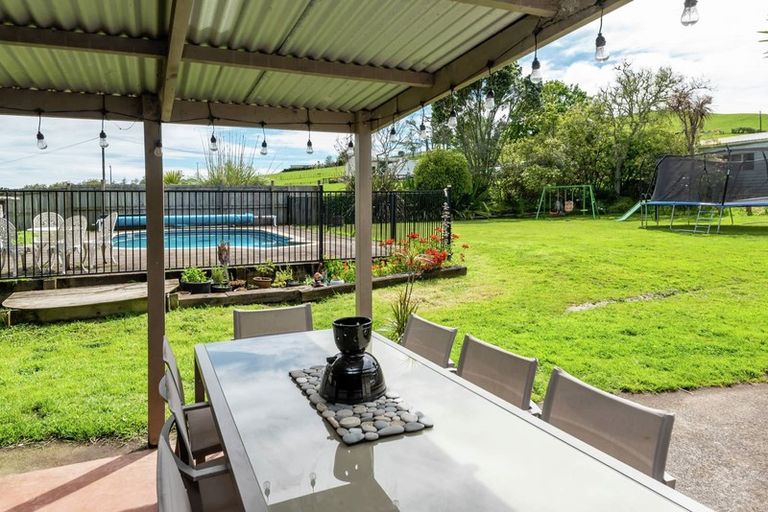 Photo of property in 731 Clevedon Kawakawa Road, Clevedon, Papakura, 2585
