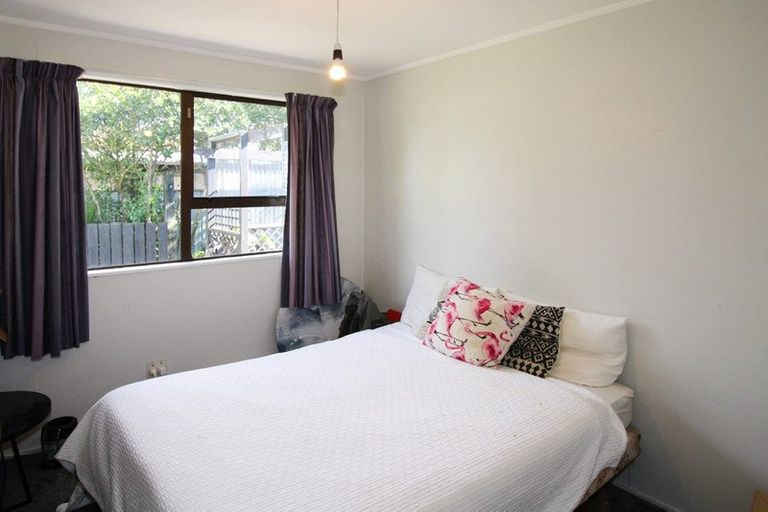 Photo of property in 28 King Street, Carterton, 5713