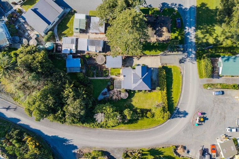 Photo of property in Plam House, 669 Pahi Road, Pahi, Paparoa, 0571