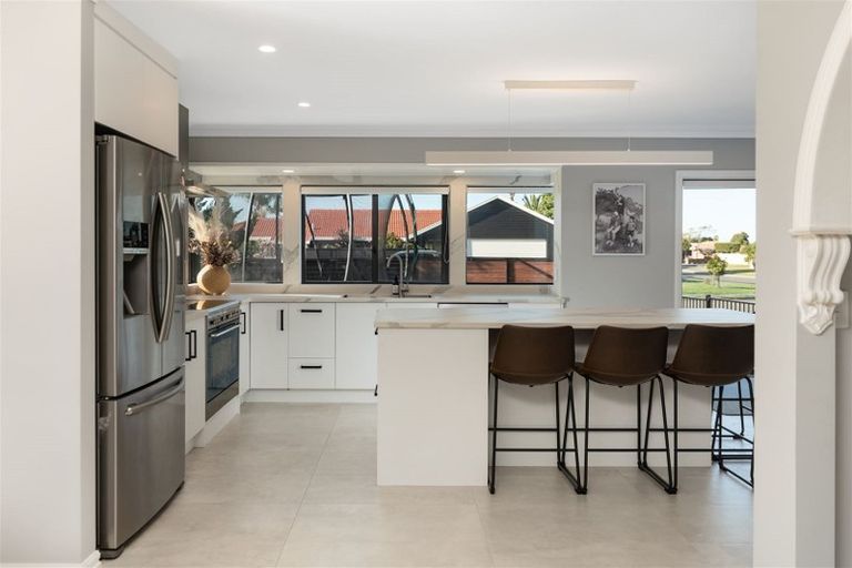 Photo of property in 37 Reilly Avenue, Mount Maunganui, 3116