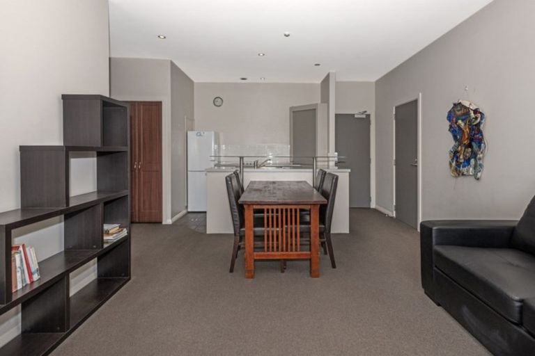 Photo of property in 111/2 Reads Quay, Gisborne, 4010