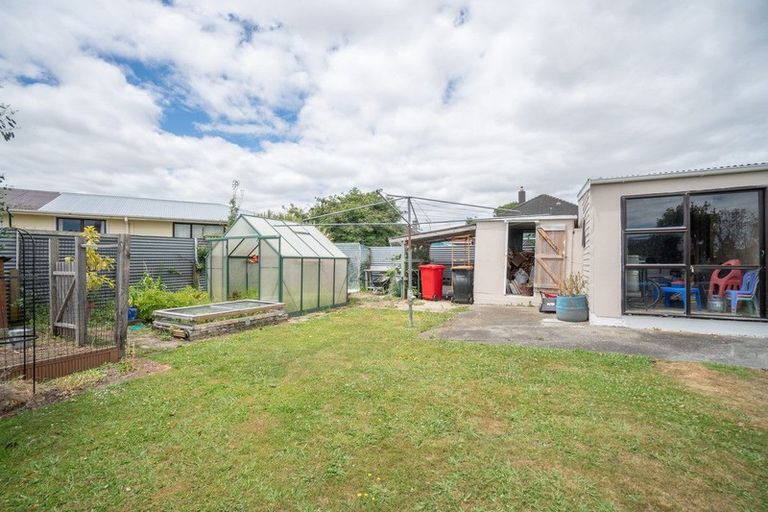 Photo of property in 6 Andrew Avenue, Roslyn, Palmerston North, 4414
