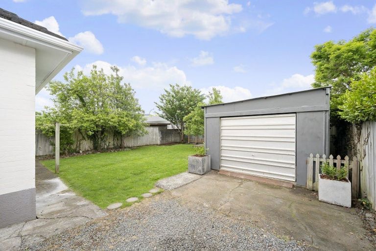 Photo of property in 19 Victoria Street, Ebdentown, Upper Hutt, 5018