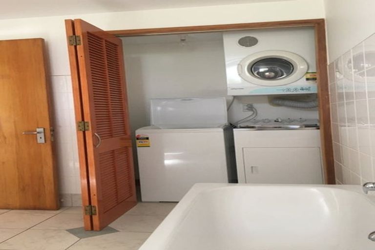 Photo of property in 149 Cornwallis Road, Cornwallis, Auckland, 0604