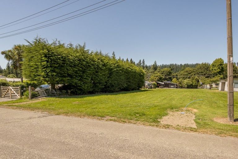 Photo of property in 16 Railway Terrace, Doyleston, 7682