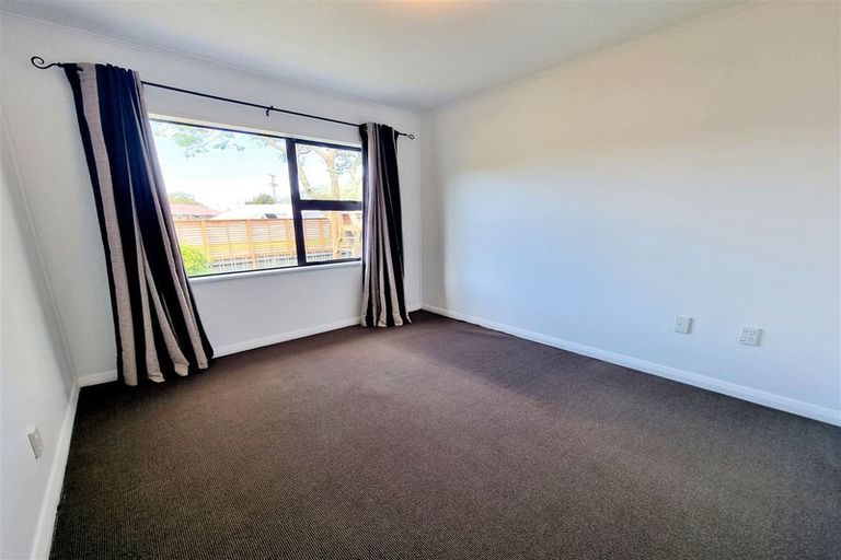 Photo of property in 21 Oxford Street, Picton, 7220