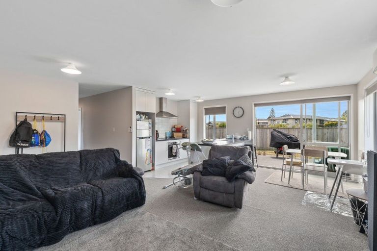 Photo of property in 36 Aratapu Street, Waitara, 4320