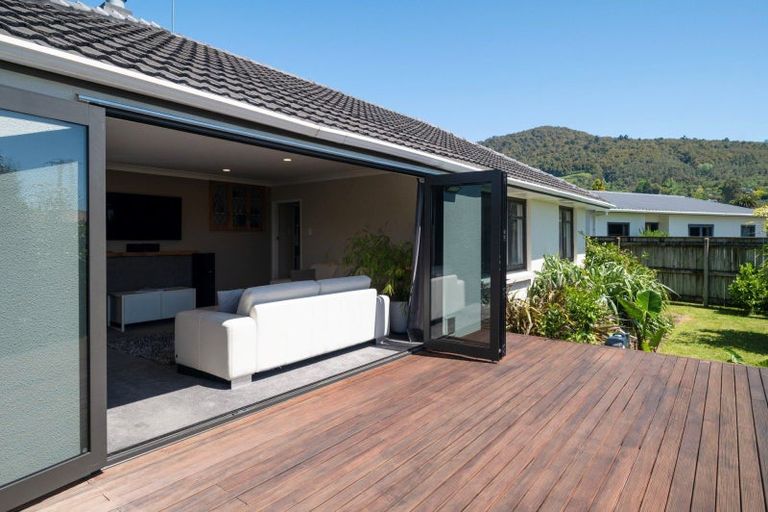 Photo of property in 2 Roosevelt Road, Western Heights, Rotorua, 3015