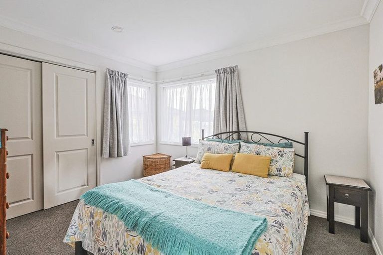 Photo of property in 9 Russell Robertson Drive, Havelock North, 4130