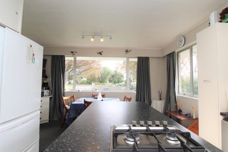 Photo of property in 10 Futter Street, Foxton, 4814