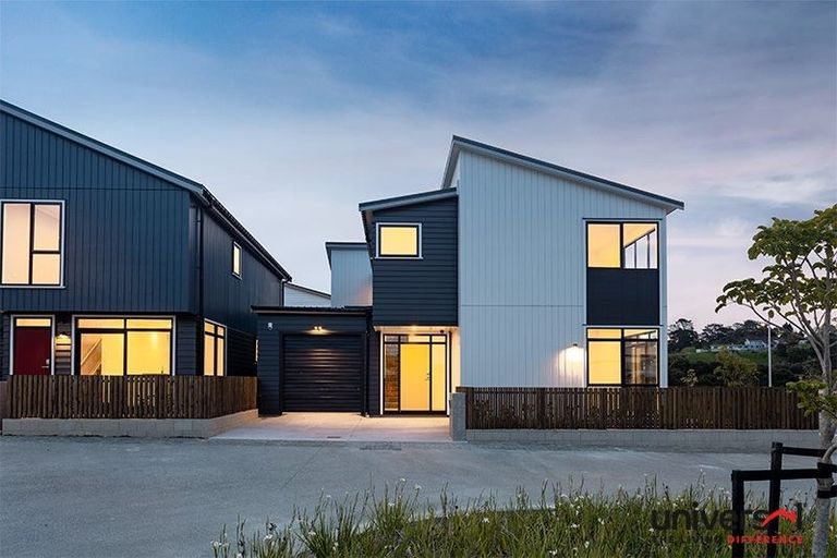 Photo of property in 2 Killick Place, Long Bay, Auckland, 0630