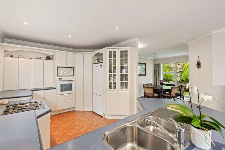 Photo of property in 9 Kapu Grove, Whalers Gate, New Plymouth, 4310