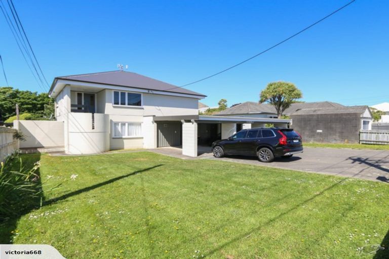 Photo of property in 1/23 Campbell Street, Karori, Wellington, 6012