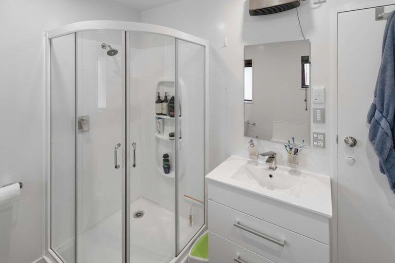 Photo of property in 4 Underwood Way, Churton Park, Wellington, 6037