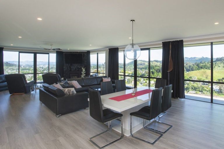 Photo of property in 153 Wheatstone Road, Wainui, Gisborne, 4073