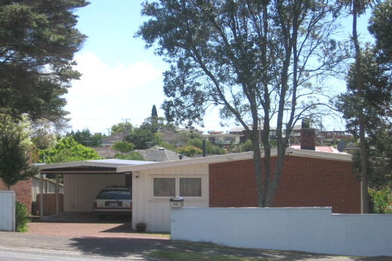 Photo of property in 83 Raleigh Road, Northcote, Auckland, 0627