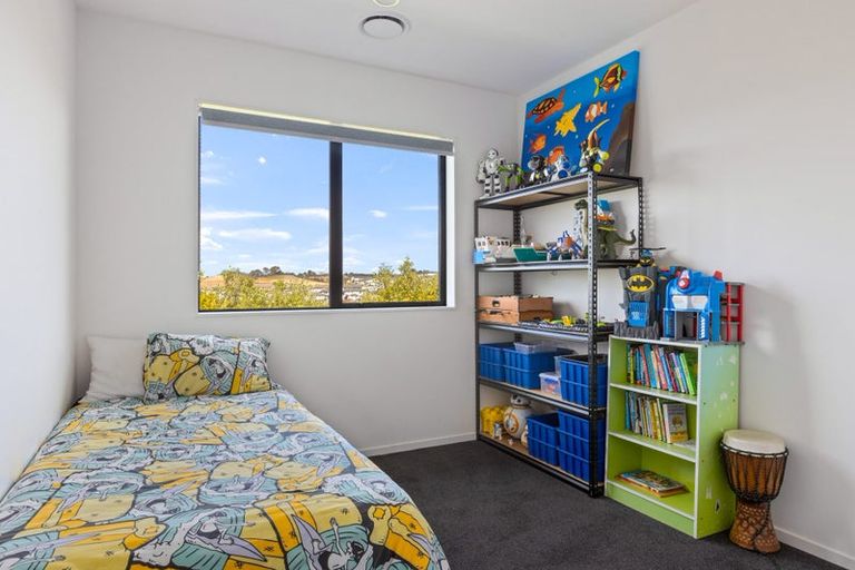 Photo of property in 69 Harvest Avenue, Orewa, 0931