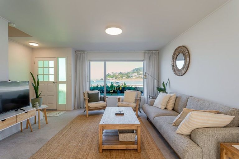 Photo of property in 3/222 The Esplanade, Island Bay, Wellington, 6023