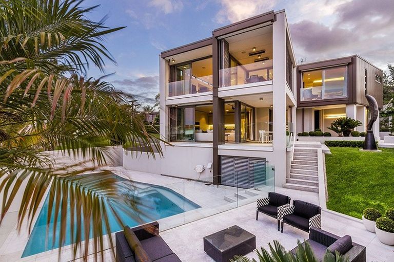 Photo of property in 19 Cameron Street, Takapuna, Auckland, 0622