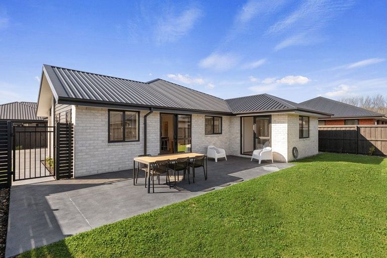 Photo of property in 7 Newbury Lane, Casebrook, Christchurch, 8051