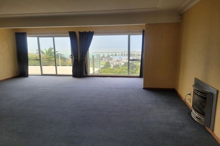 Photo of property in 6b Scott Street, Moturoa, New Plymouth, 4310