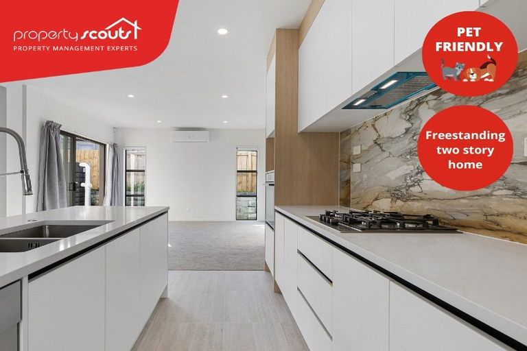 Photo of property in 11/116 Colwill Road, Massey, Auckland, 0614