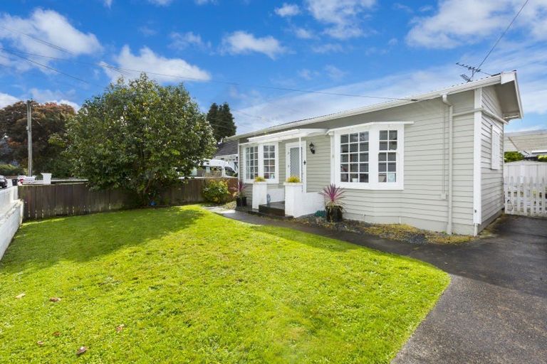 Photo of property in 19 Islington Street, Trentham, Upper Hutt, 5018