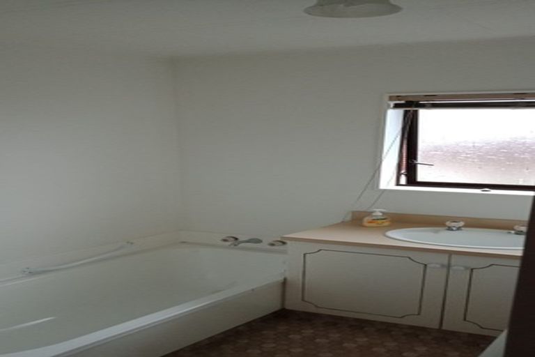 Photo of property in 1/907 Dufferin Street, Akina, Hastings, 4122