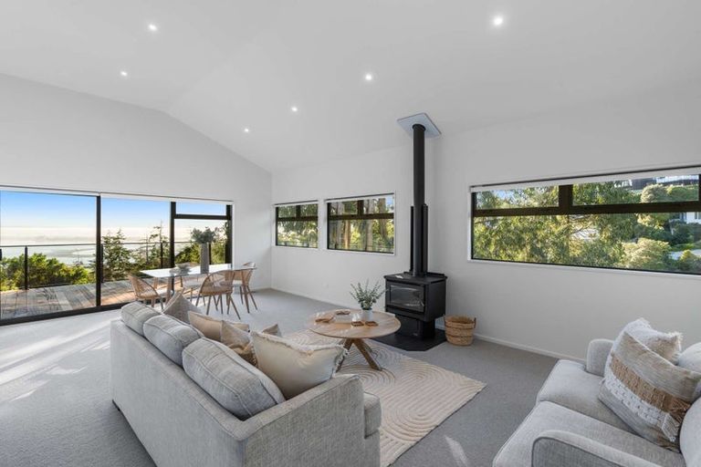 Photo of property in 145 Mount Pleasant Road, Mount Pleasant, Christchurch, 8081