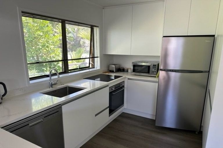 Photo of property in 1/51 Prospect Terrace, Milford, Auckland, 0620