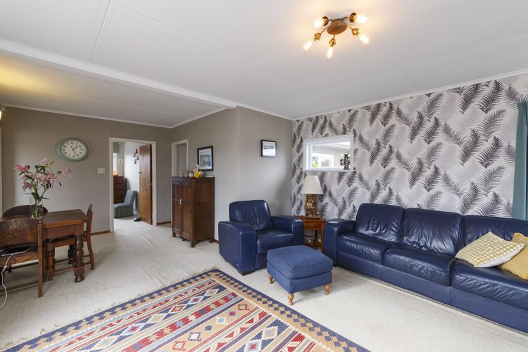 Photo of property in 7 Saint Albans Avenue, Hokowhitu, Palmerston North, 4410