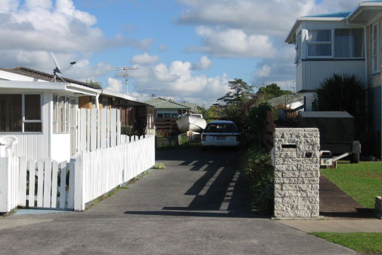 Photo of property in 1/4 Pine Road, Orewa, 0931