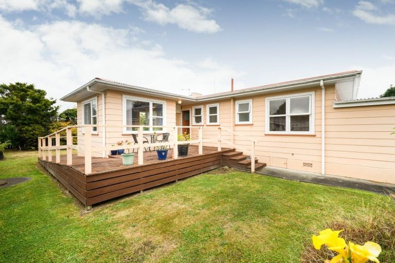 Photo of property in 10a Keith Elliott Street, Feilding, 4702