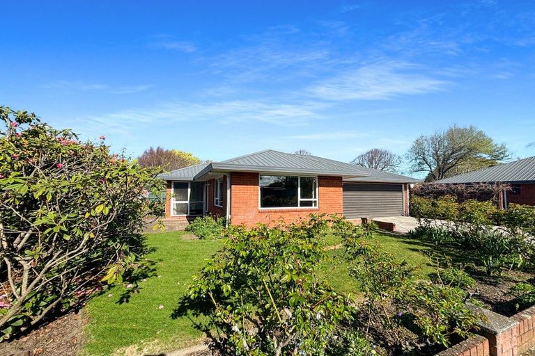 Photo of property in 2/44 Hoon Hay Road, Hoon Hay, Christchurch, 8025