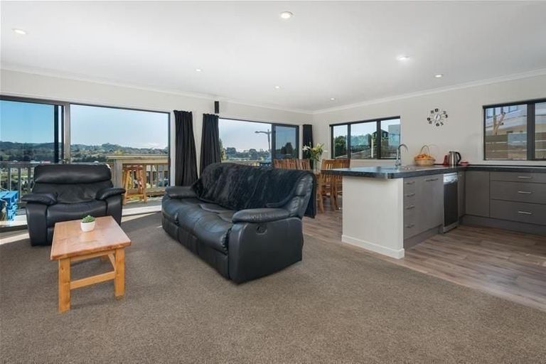 Photo of property in 10 Gyle Place, Pyes Pa, Tauranga, 3112