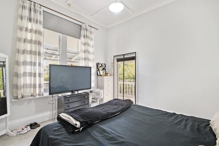 Photo of property in 15 Collingwood Road, Waiuku, 2123