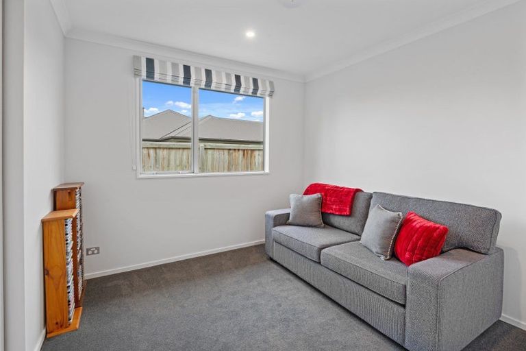 Photo of property in 36 Navy Loop, Rolleston, 7614