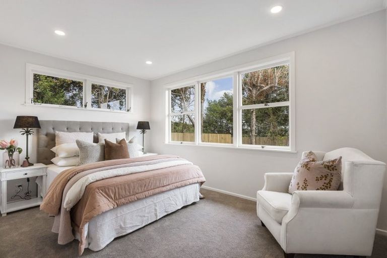 Photo of property in 1/92 Commissariat Road, Mount Wellington, Auckland, 1060